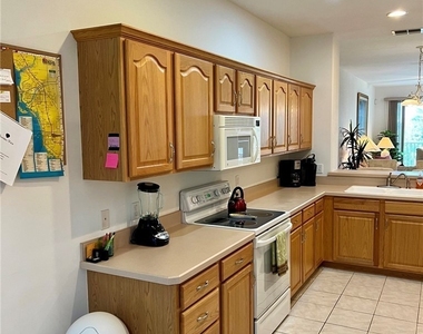 20061 Sanibel View Circle - Photo Thumbnail 11