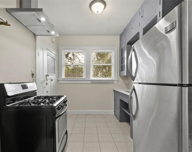 436 Westmoreland Street - Photo Thumbnail 8