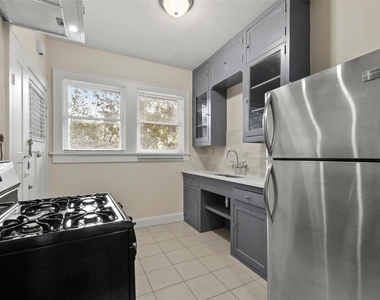 436 Westmoreland Street - Photo Thumbnail 9