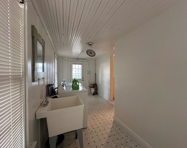 706 W Willis Street - Photo Thumbnail 7