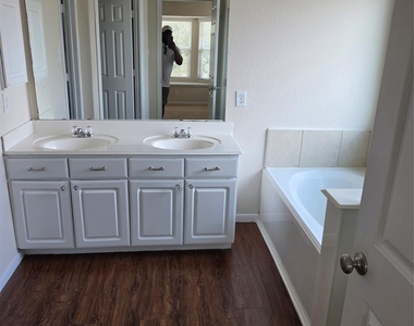 11507 Baldwin Spruce Trail - Photo Thumbnail 16