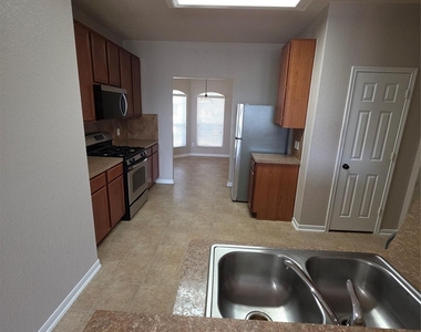 11507 Baldwin Spruce Trail - Photo Thumbnail 8