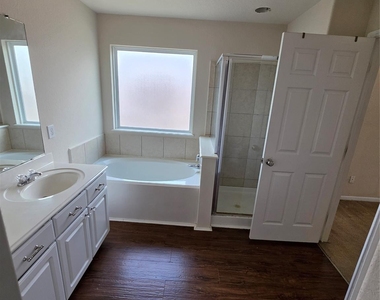 11507 Baldwin Spruce Trail - Photo Thumbnail 15