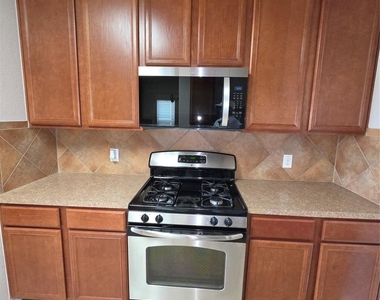 11507 Baldwin Spruce Trail - Photo Thumbnail 4