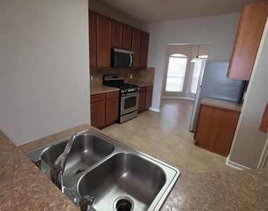 11507 Baldwin Spruce Trail - Photo Thumbnail 6