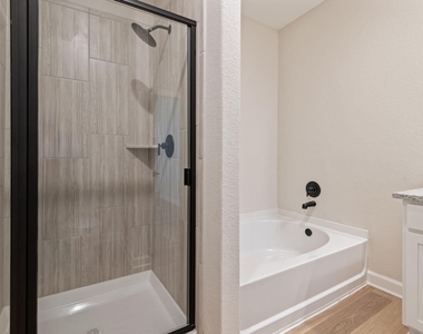 1119 Campside Drive - Photo Thumbnail 13