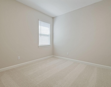 1119 Campside Drive - Photo Thumbnail 15