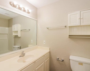 8318 Black Pool Street - Photo Thumbnail 9