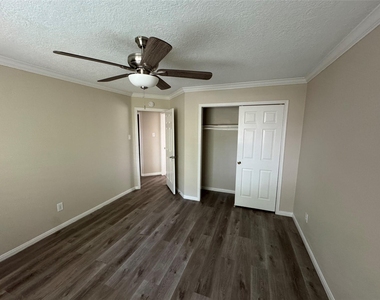 10310 Sable Trail - Photo Thumbnail 14