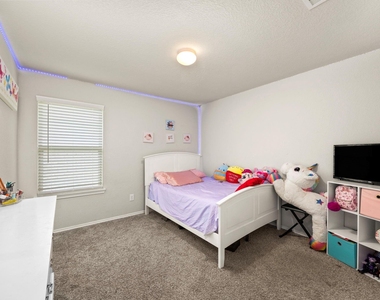 5535 Kingston Crest Lane - Photo Thumbnail 6