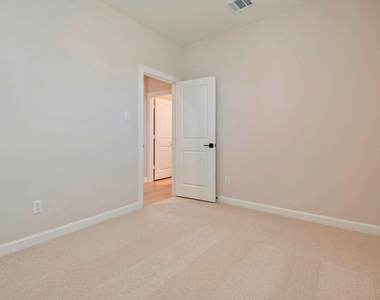 1107 Campside Drive - Photo Thumbnail 16