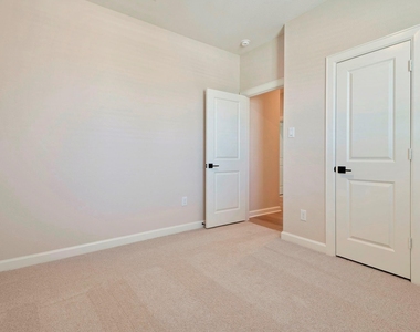 1107 Campside Drive - Photo Thumbnail 17