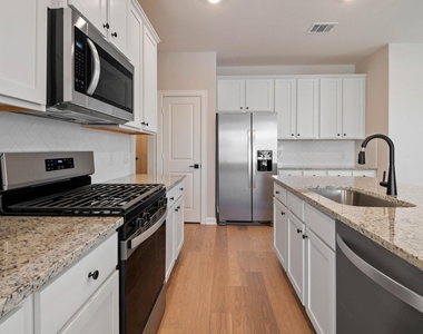 1107 Campside Drive - Photo Thumbnail 3