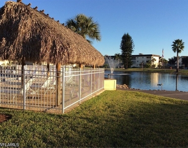 1004 Manatee Road - Photo Thumbnail 5