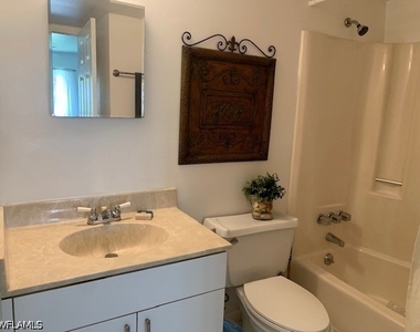 1004 Manatee Road - Photo Thumbnail 22