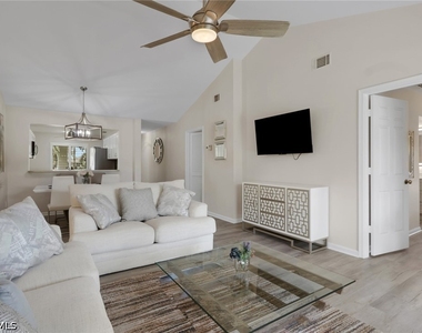800 Augusta Boulevard - Photo Thumbnail 11