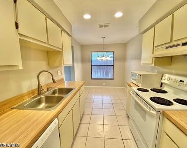 13128 Langton Court - Photo Thumbnail 10