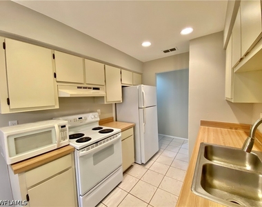 13128 Langton Court - Photo Thumbnail 7