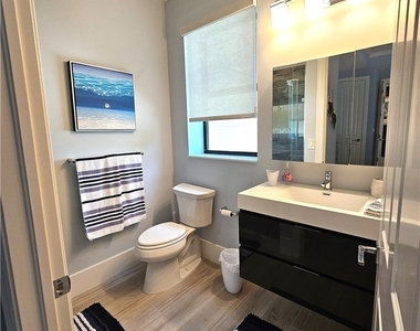 10620 Gulf Shore Drive - Photo Thumbnail 15
