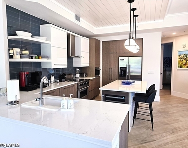 10620 Gulf Shore Drive - Photo Thumbnail 3