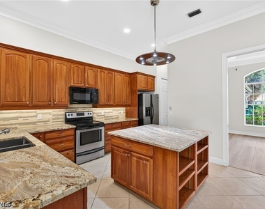 2229 Goshawk Court - Photo Thumbnail 5