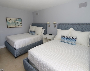 4041 Gulf Shore Boulevard N - Photo Thumbnail 14