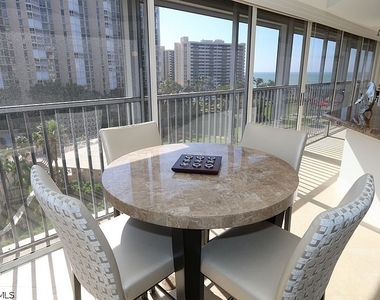 4041 Gulf Shore Boulevard N - Photo Thumbnail 7