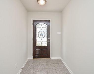 13410 Cricklewood Creek Lane - Photo Thumbnail 5