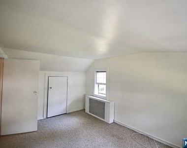 506 Smith - Photo Thumbnail 3