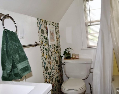 506 Smith - Photo Thumbnail 8