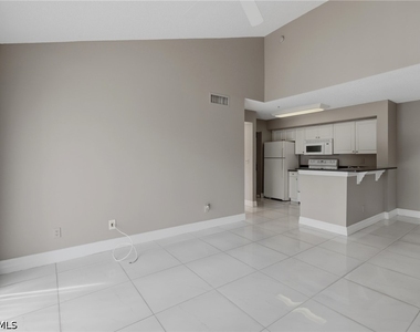1265 Wildwood Lakes Boulevard - Photo Thumbnail 14