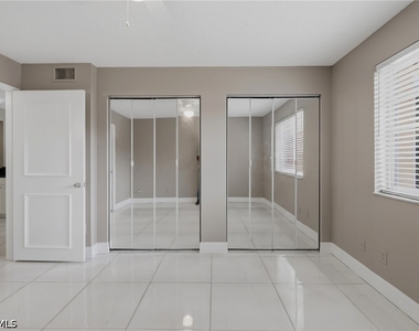 1265 Wildwood Lakes Boulevard - Photo Thumbnail 30