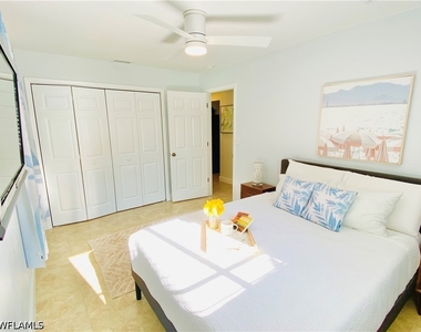 564 107th Avenue N - Photo Thumbnail 26