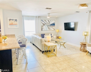 564 107th Avenue N - Photo Thumbnail 24