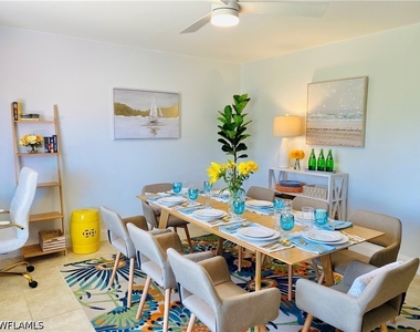 564 107th Avenue N - Photo Thumbnail 10
