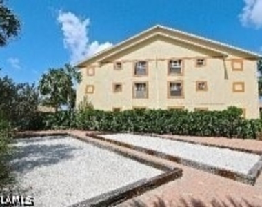 7965 Preserve Circle - Photo Thumbnail 18
