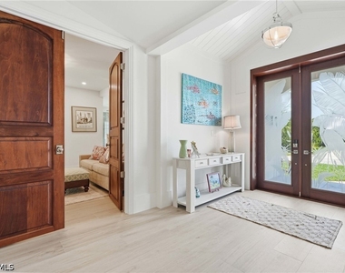 506 Pine Grove Lane - Photo Thumbnail 6