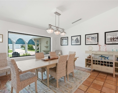 506 Pine Grove Lane - Photo Thumbnail 7