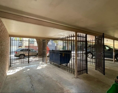 3420 Mount Vernon Street - Photo Thumbnail 1