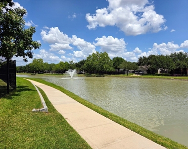 21706 Haverbay Court - Photo Thumbnail 33