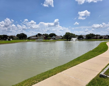 21706 Haverbay Court - Photo Thumbnail 32