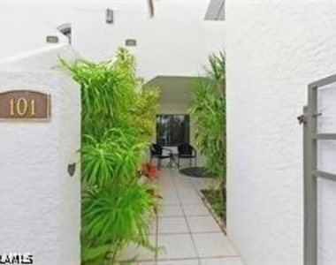 583 Beachwalk Circle - Photo Thumbnail 6