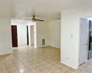 7015 Pyron Way - Photo Thumbnail 4