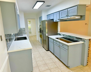 7015 Pyron Way - Photo Thumbnail 8
