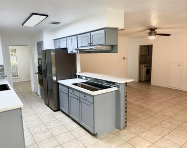 7015 Pyron Way - Photo Thumbnail 7