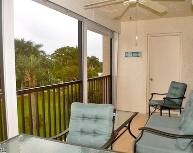 555 Park Shore Drive - Photo Thumbnail 15