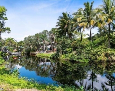 10725 Wilson Street - Photo Thumbnail 15