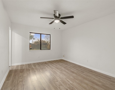 230 Tara Plantation Dr - Photo Thumbnail 11