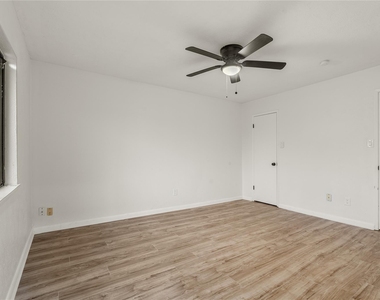 230 Tara Plantation Dr - Photo Thumbnail 12