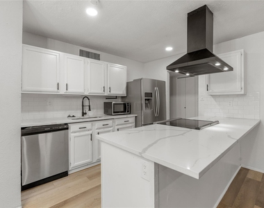 230 Tara Plantation Dr - Photo Thumbnail 7